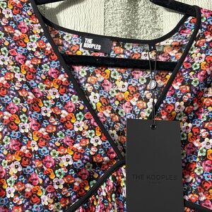 The Kooples Vibrant Floral dress - Multicolor gorgeous